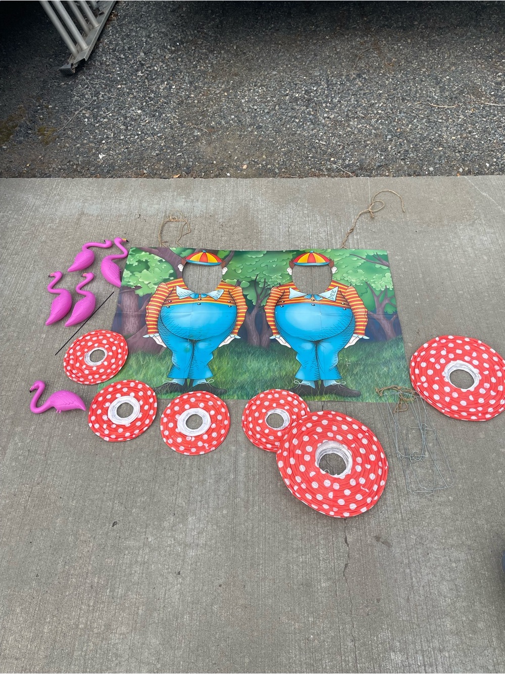 Misc. Alice in Wonderland Decor